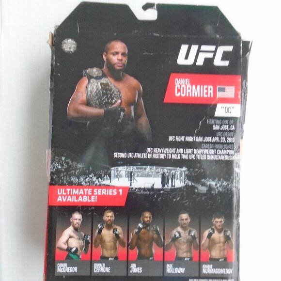 UFC Ultimate Series 2020 Limited Edition Daniel Cormier 6 in Figure - Picture 2 of 4